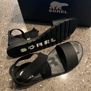 New Sorel sandals, Size 10
